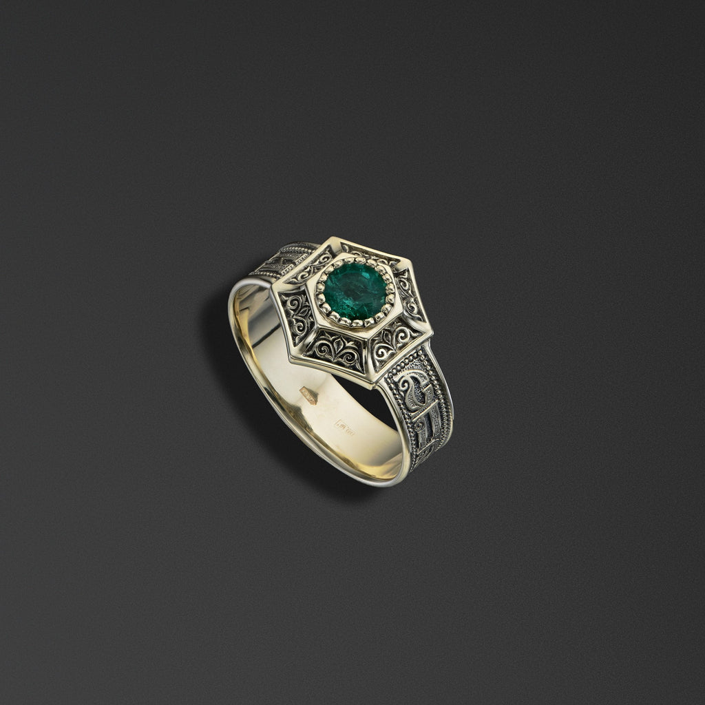 Protective signet ring bearing the words of the ‘Save and Protect’ prayer photo a