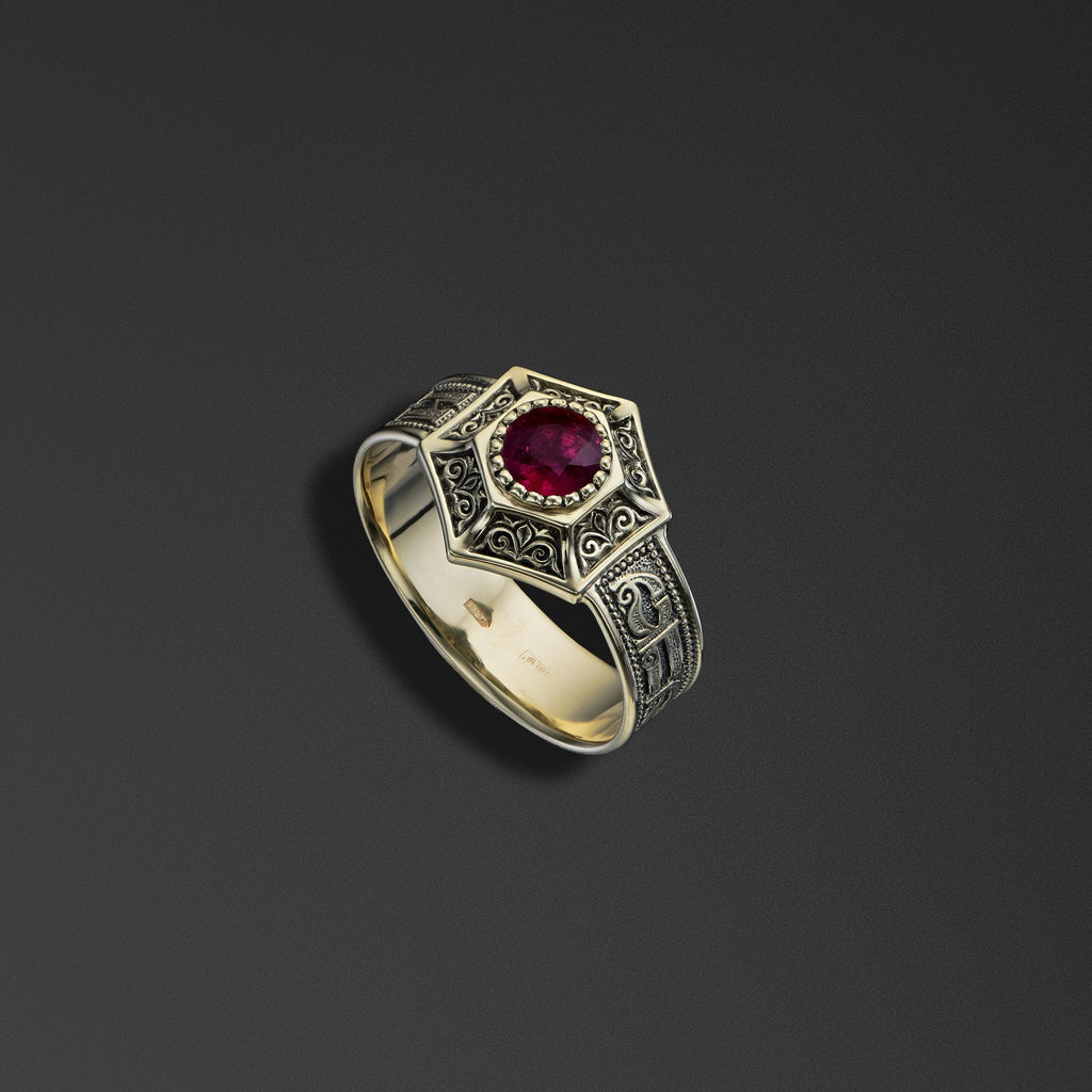 Protective signet ring bearing the words of the ‘Save and Protect’ prayer photo a