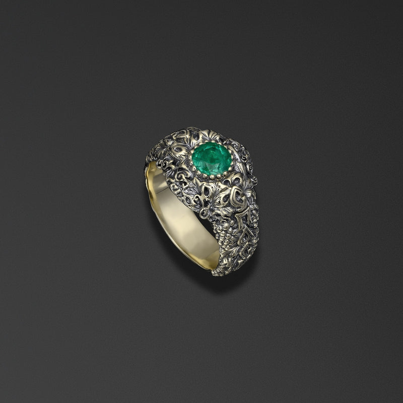 Protective signet ring bearing the words ‘Save and Protect’ with grape vines. photo a